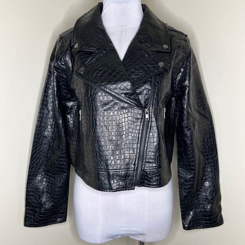 ModCloth Crocodile Rock Moto Jacket Large Black Faux Leather Biker Edgy Embossed